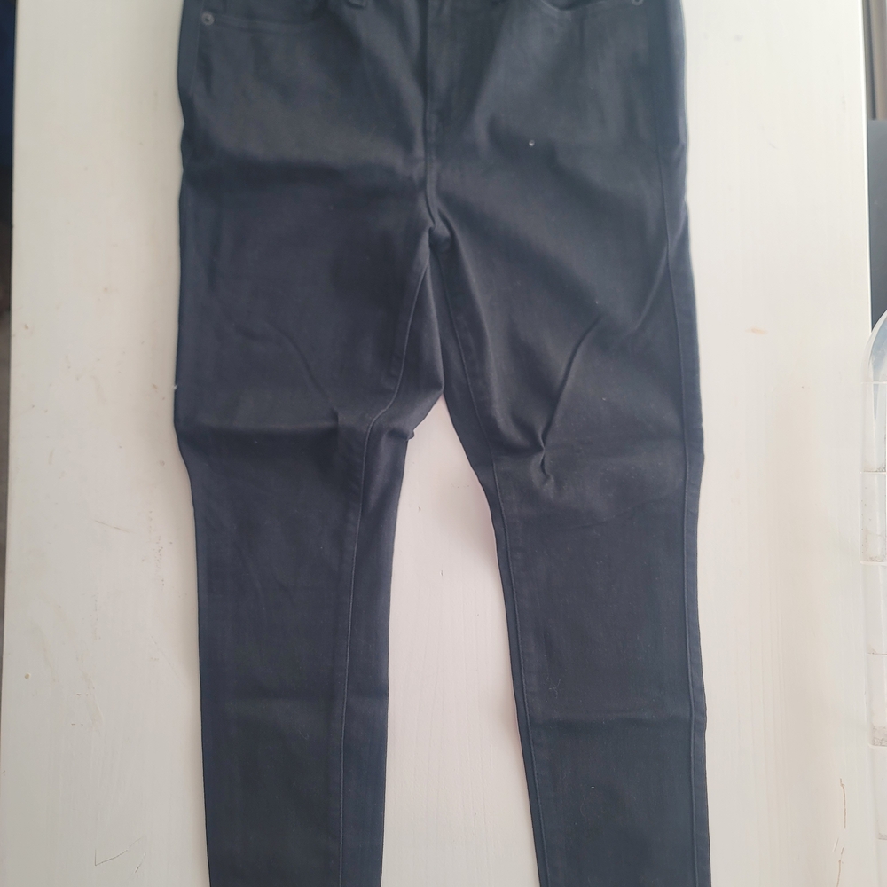 Torrid TRIO Sz 10-14 Black Skinny Jeans